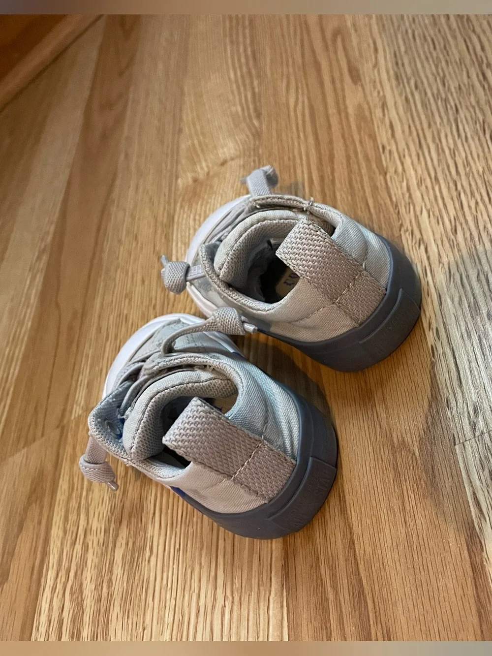 Converse Chuck Taylor All Star Slip-On Baby Sneakers Size 3 Gray